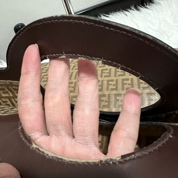 SOLD 🎉Fendi authentic bag FF brown purse - Picture 6 of 11